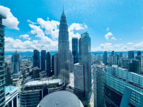 Sky Suites KLCC by Luna KL